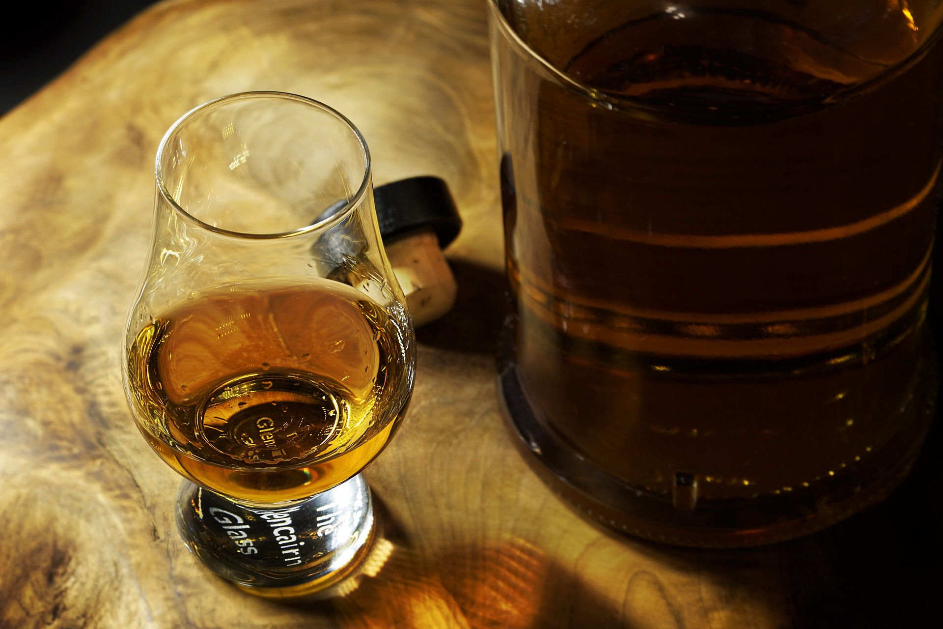 Jack Daniel – Die faszinierende Biografie eines legendären Whiskey-Herstellers